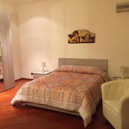 וילה Mastrella קומיסו