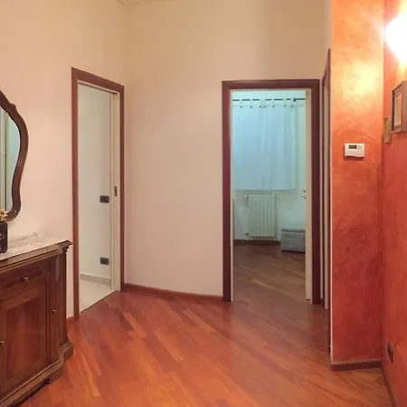 Mastrella קומיסו