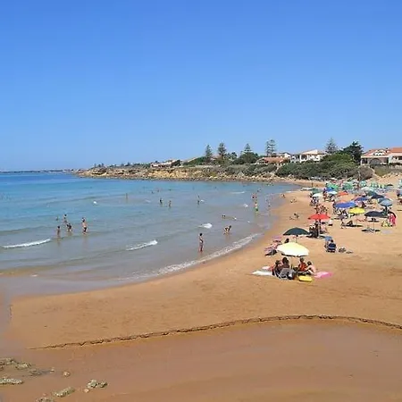 Mastrella וילה קומיסו