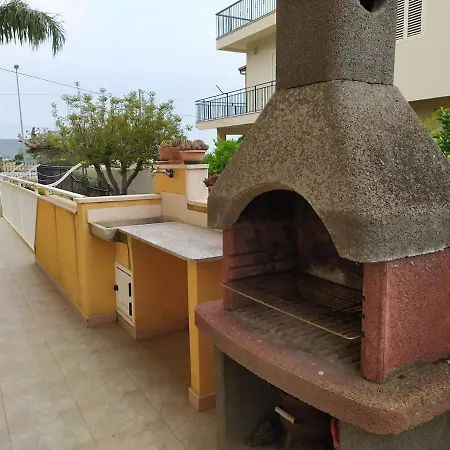 וילה Mastrella קומיסו