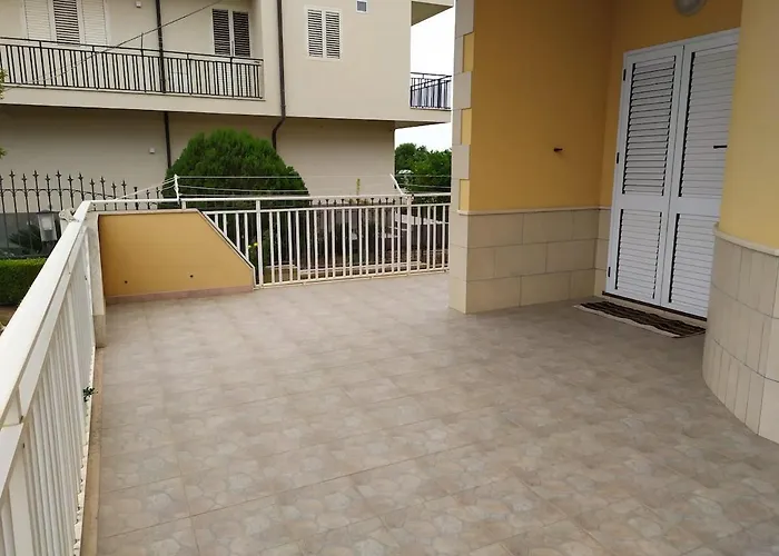 Mastrella *